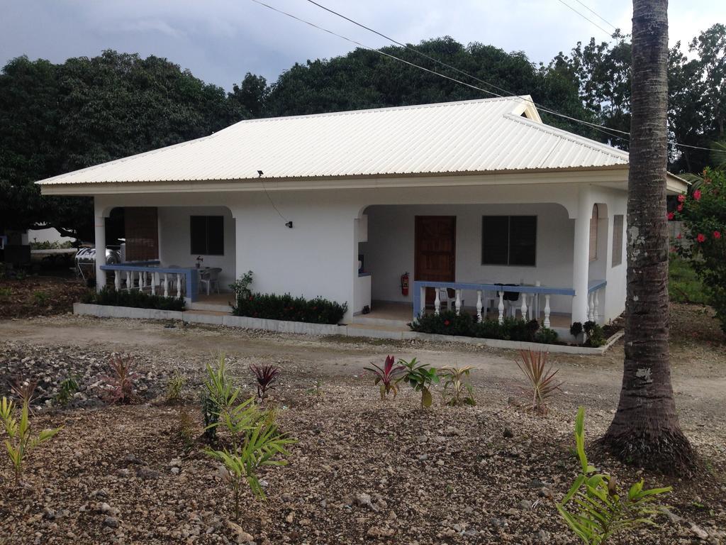 Mangoes Place Moalboal Buitenkant foto